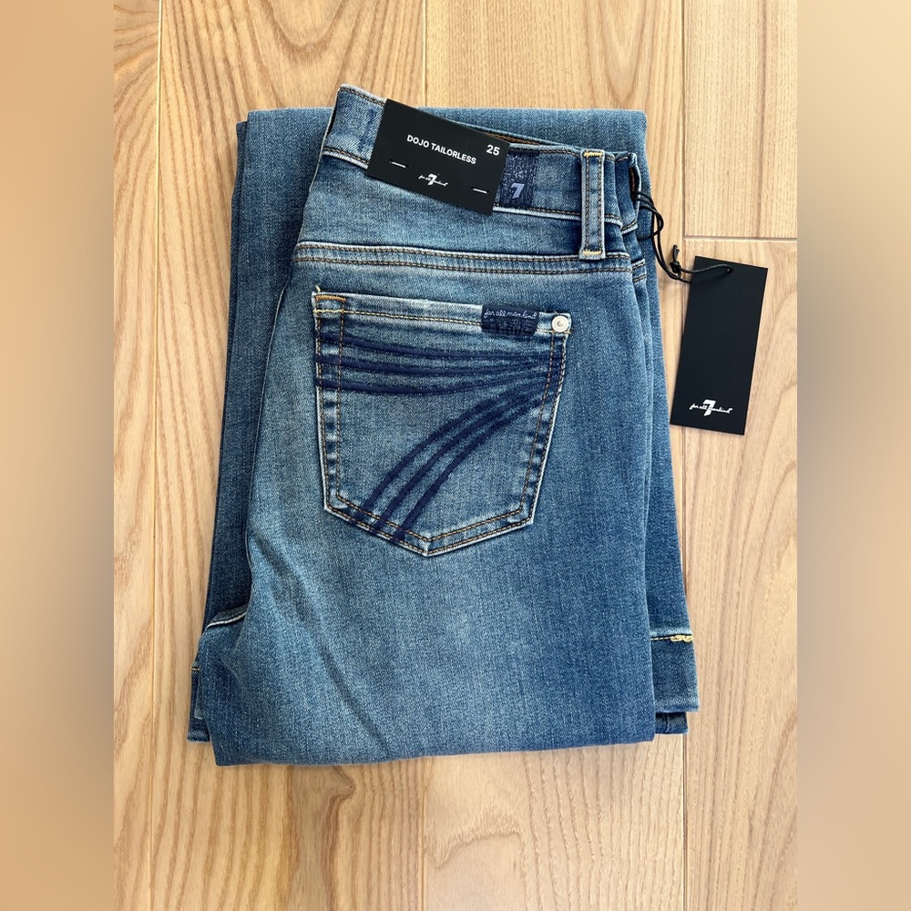 7 For All Mankind Tailorless Dojo Jeans Women's Flare Leg Trouser NWT Size 25